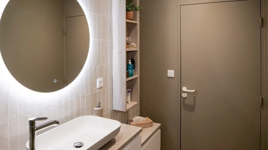 Salle de bain entièrement rénovée dans un appartement chalonnais