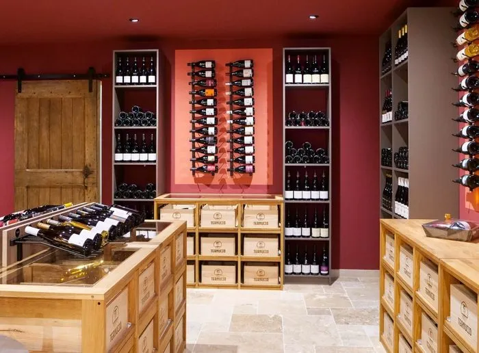 Création d'un bar / cave à vin au cœur de Tournus