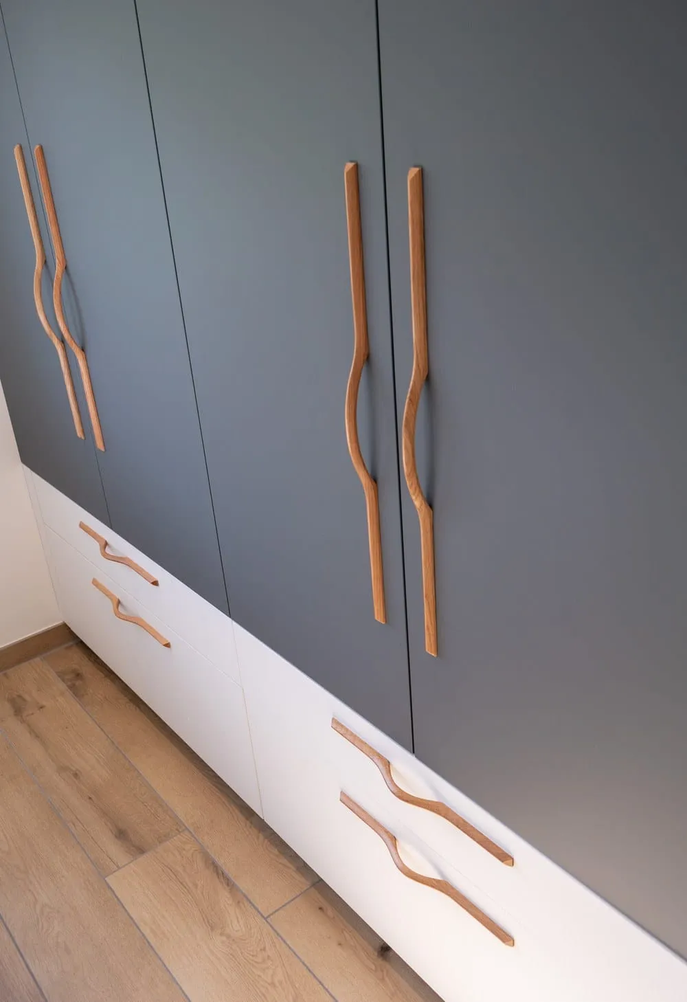 Chambre et dressing sur mesure pour une maison de caractère