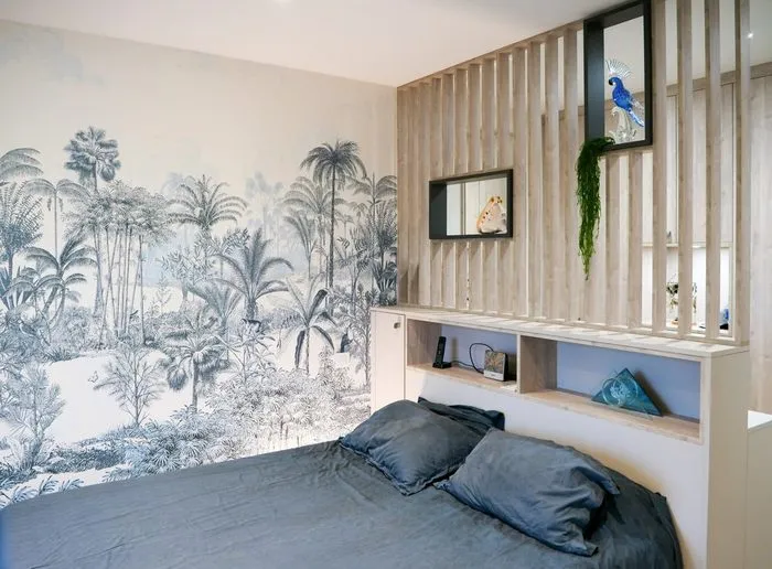 Chambre réagencée avec dressing et claustra sur mesure, La Bâtie Montgascon