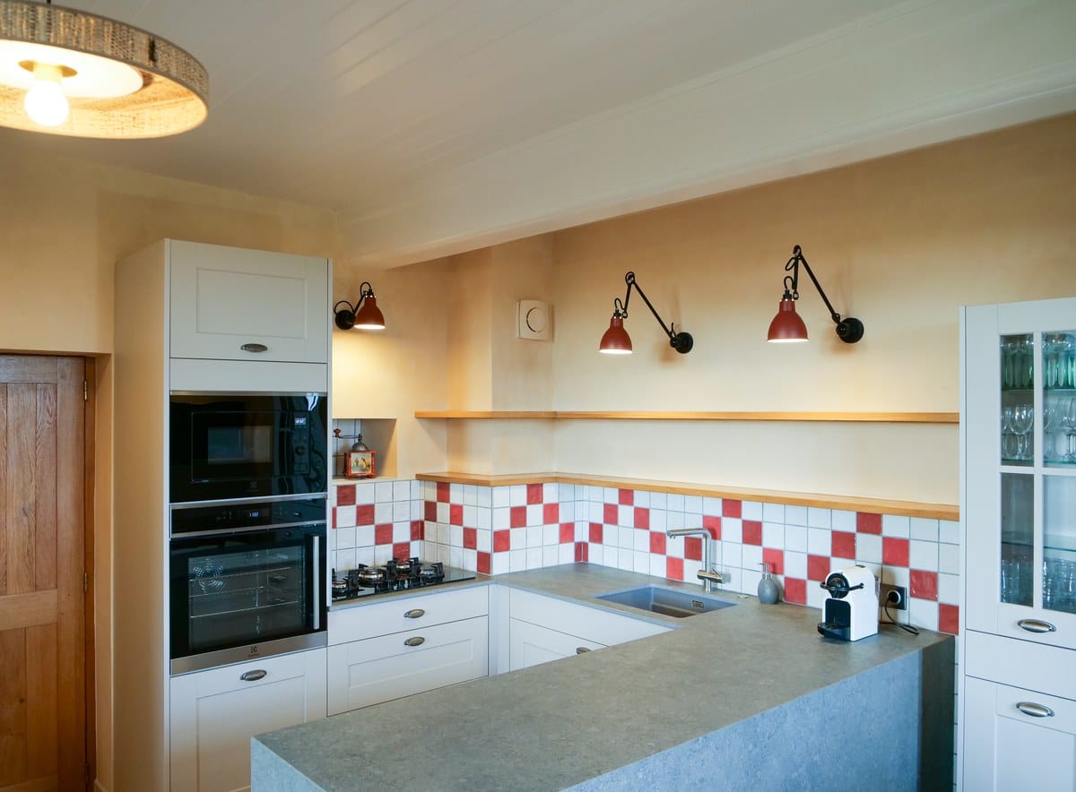 Une cuisine mêlant campagne et modernité dans une maison du Mâconnais