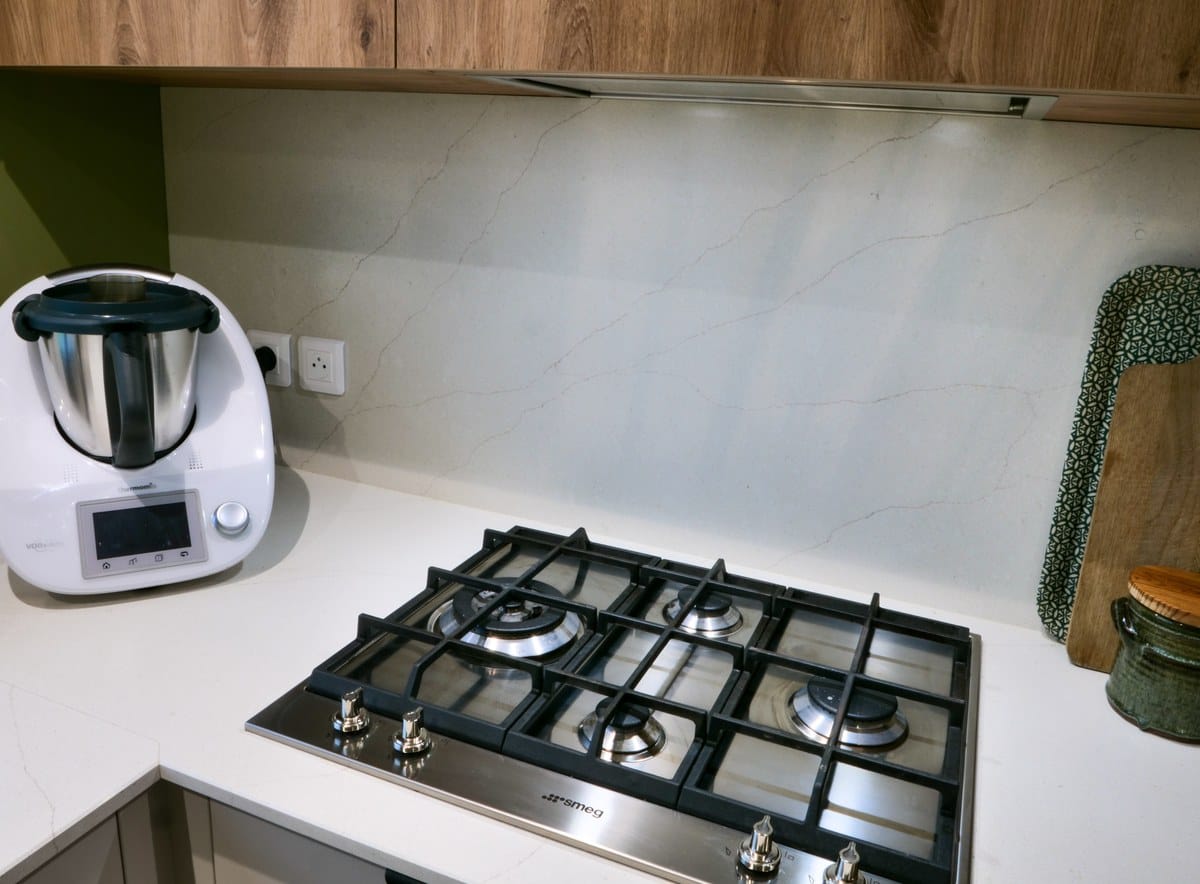 Cuisine et agencement entièrement repensés dans une maison de Viry
